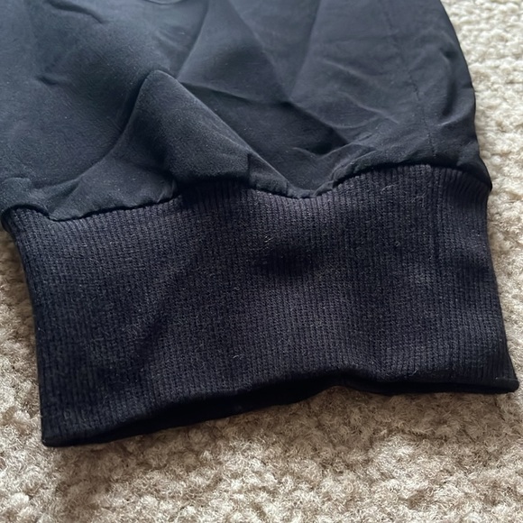 Old Navy Stretchtech Jogger - Picture 6 of 6